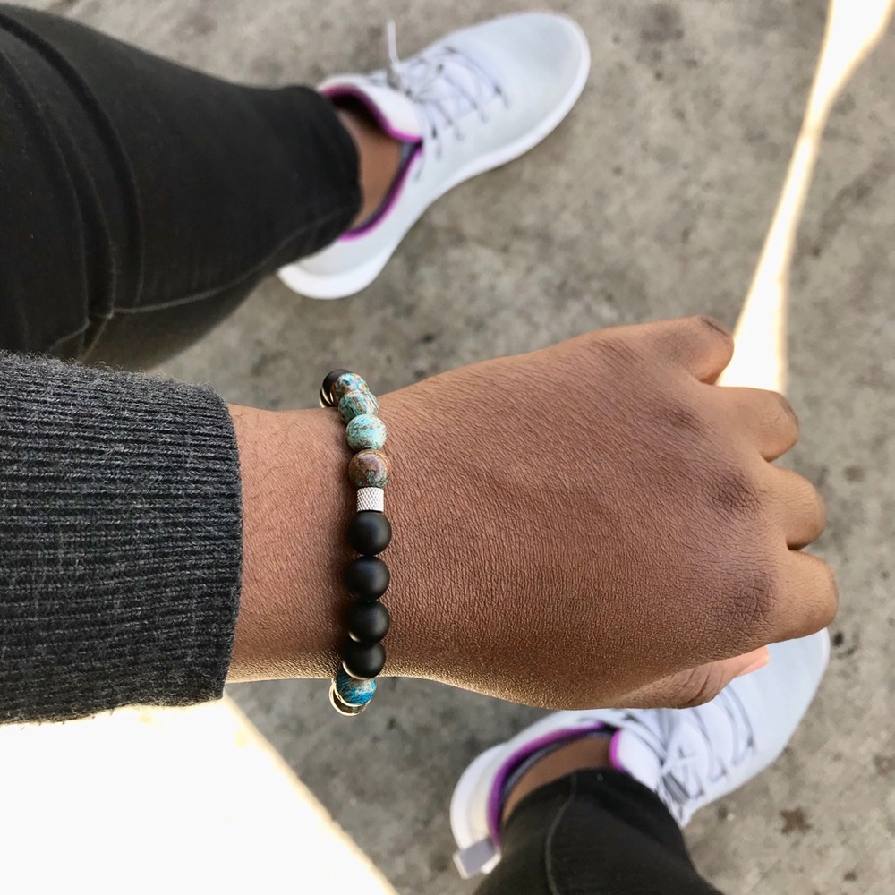 8mm Chryoscolla Gemstone & Matte Agate bracelet.